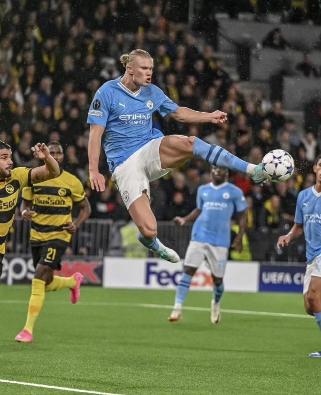 英超赛事_哈兰德进球效率惊人