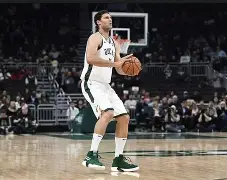 英超赛事_独行侠末节发力完成逆转